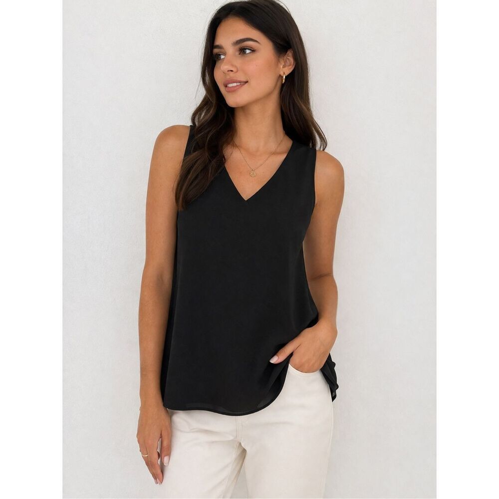 EST. 1946 Black V-Neck Sleeveless Blouse Minimalist Flowy Top Size L